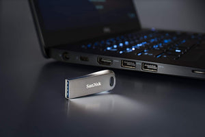 SanDisk Ultra Luxe 512GB USB 3.1 Flash Drive Silver SDCZ74-512G-G46